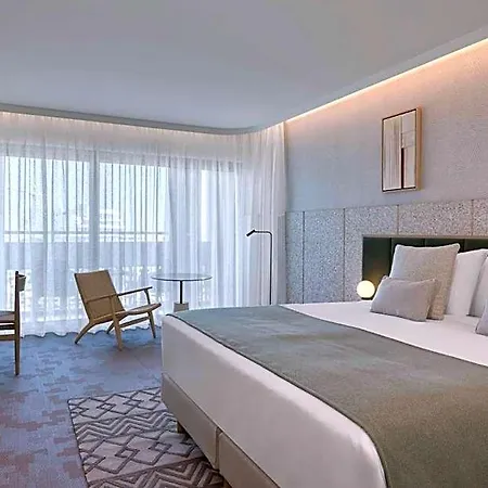 The Landmark Nicosia, Autograph Collection