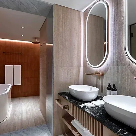 The Landmark Nicosia, Autograph Collection 5*